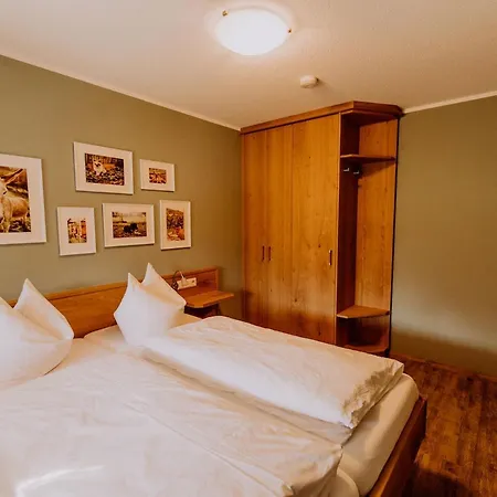 Schiebenrothenhof 3*
