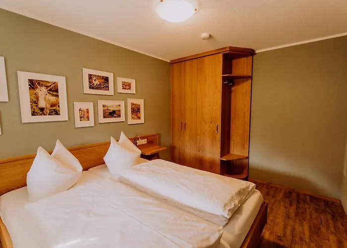 Schiebenrothenhof 3*